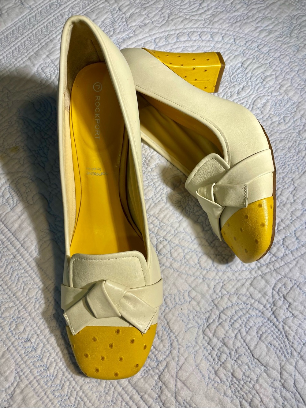 Rockport Women's Two-Tone Yellow and Cream Leather Heels Classic! - Picture 4 of 7